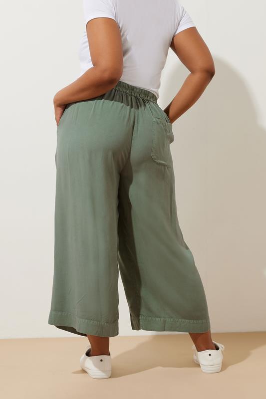 YOURS Plus Size Sage Green Chambray Tie Waist Cropped Trousers | Yours Clothing 2