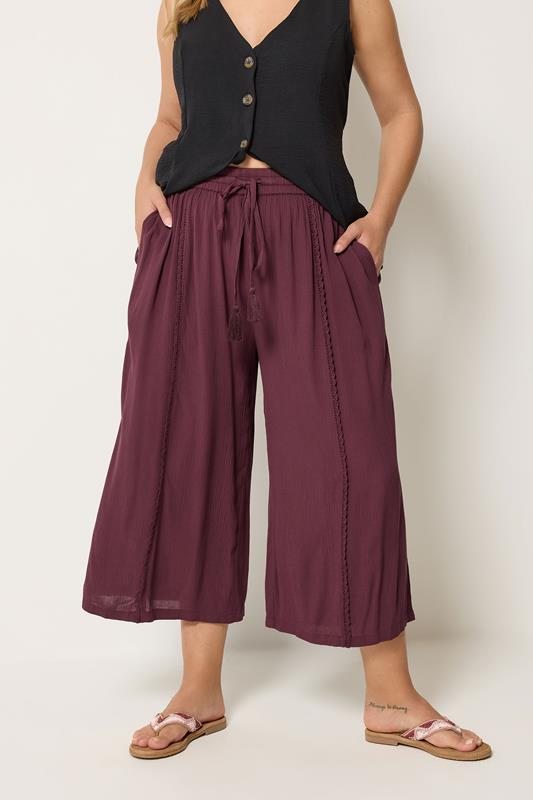 YOURS Curve Berry Red Scallop Crinkle Cropped Trousers