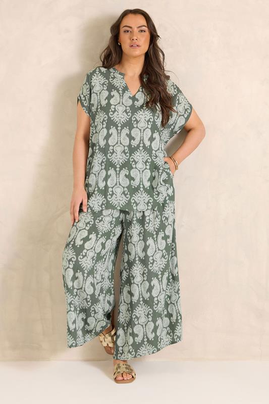 EVANS Curve Set Green Abstract Print