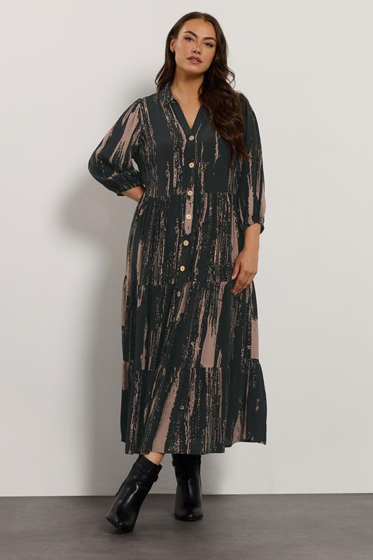 EVANS Plus Size Black Premium Smudge Print Tiered Maxi Dress | Evans 4