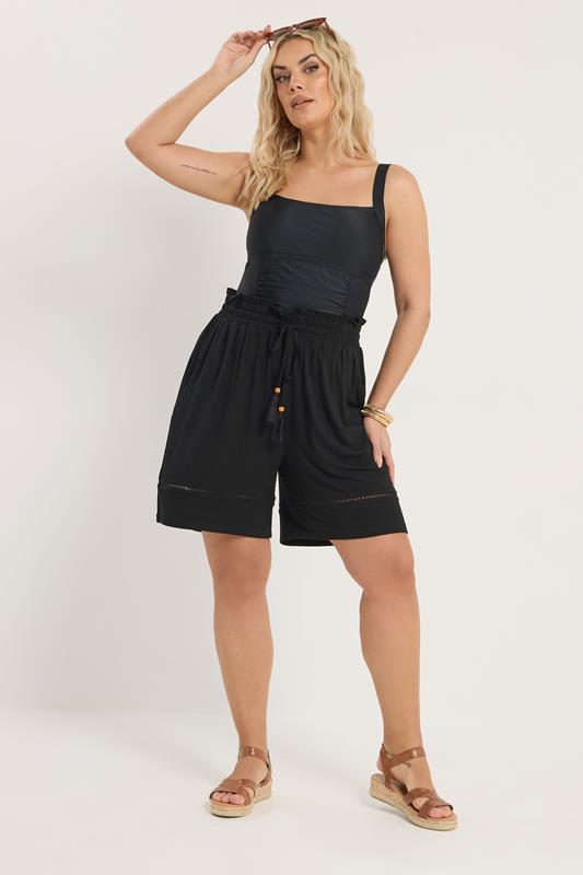 YOURS Plus Size Black Ladder Insert Shorts | Yours Clothing 2