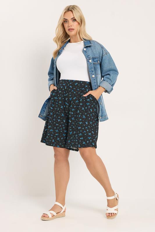 YOURS Plus Size Black Floral Ditsy Shorts | Yours Clothing 1