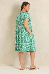 EVANS Plus Size Green Leaf Print Midi Dress | Evans 2