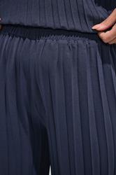 YOURS LONDON Plus Size Navy Blue Pleated Set | Yours Clothing 7