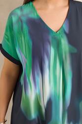 EVANS Plus Size Navy Blue & Teal Green Blurred Top 4