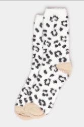 YOURSET 2 PACK Plus Size Black & White Leopard Print Ankle Socks | Yours Clothing 3