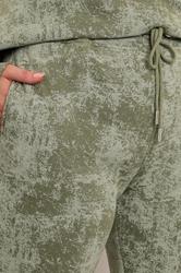 YOURS Plus Size Green Abstract Print Cuffed Joggers | Yours Clothing 4