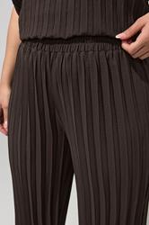 YOURS LONDON Plus Size Chocolate Brown Pleated Trousers | Yours Clothing 4