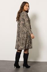 EVANS Plus Size Black Animal Markings Pocket Detail Dress | Evans 2