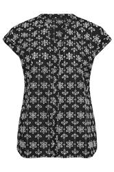 EVANS Curve Black Broderie Short Sleeve Shirt