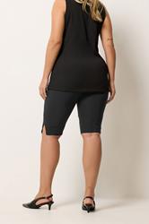 YOURS Plus Size Black Bengaline Capri Shorts | Yours Clothing 4