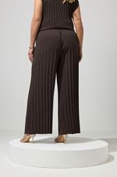 YOURS LONDON Plus Size Chocolate Brown Pleated Trousers | Yours Clothing 2
