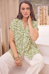 EVANS Plus Size Green Leaf Print Linen Shirt | Evans  3