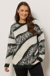 EVANS Plus Size Black Animal Print Fluffy Knitted Jumper | Evans 2