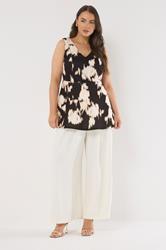 EVANS Plus Size Black Blurred Floral Peplum Occasion Top | Evans  1