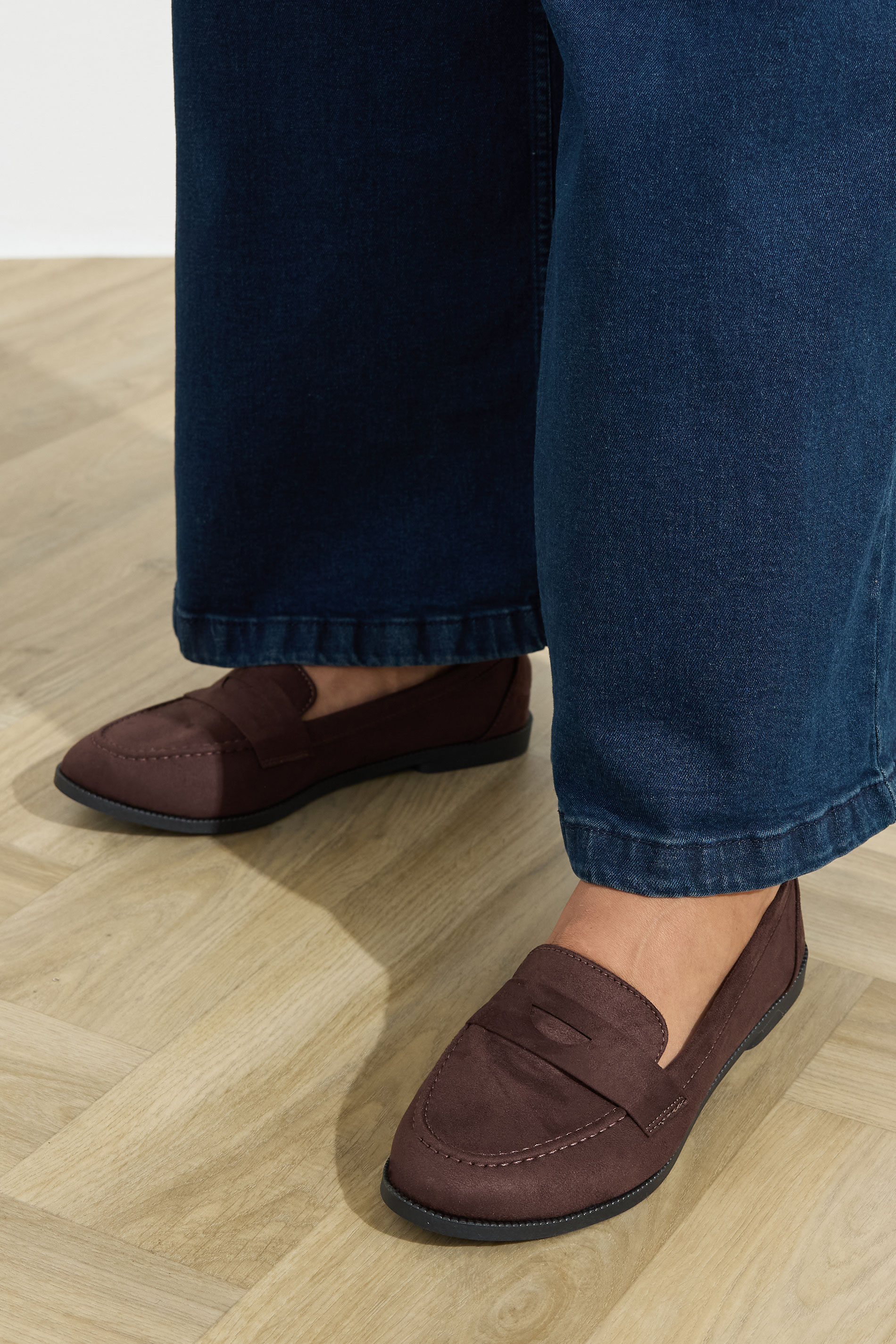 Women's Brown Yours Chocolate Suede Loafers In Wide E Fit Size 9E