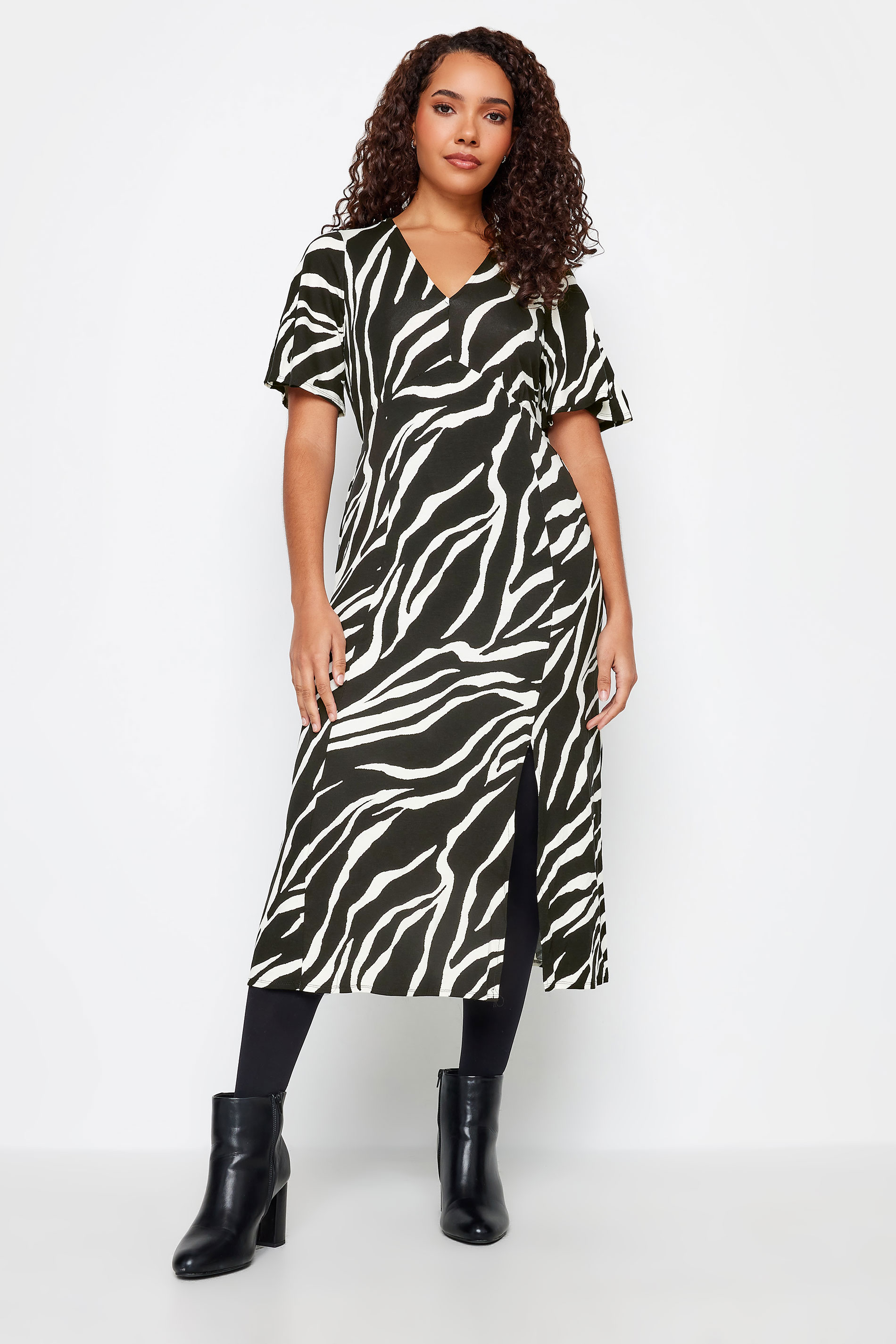 M&Co Black & White Swirl Print Midi Dress  | M&Co 1