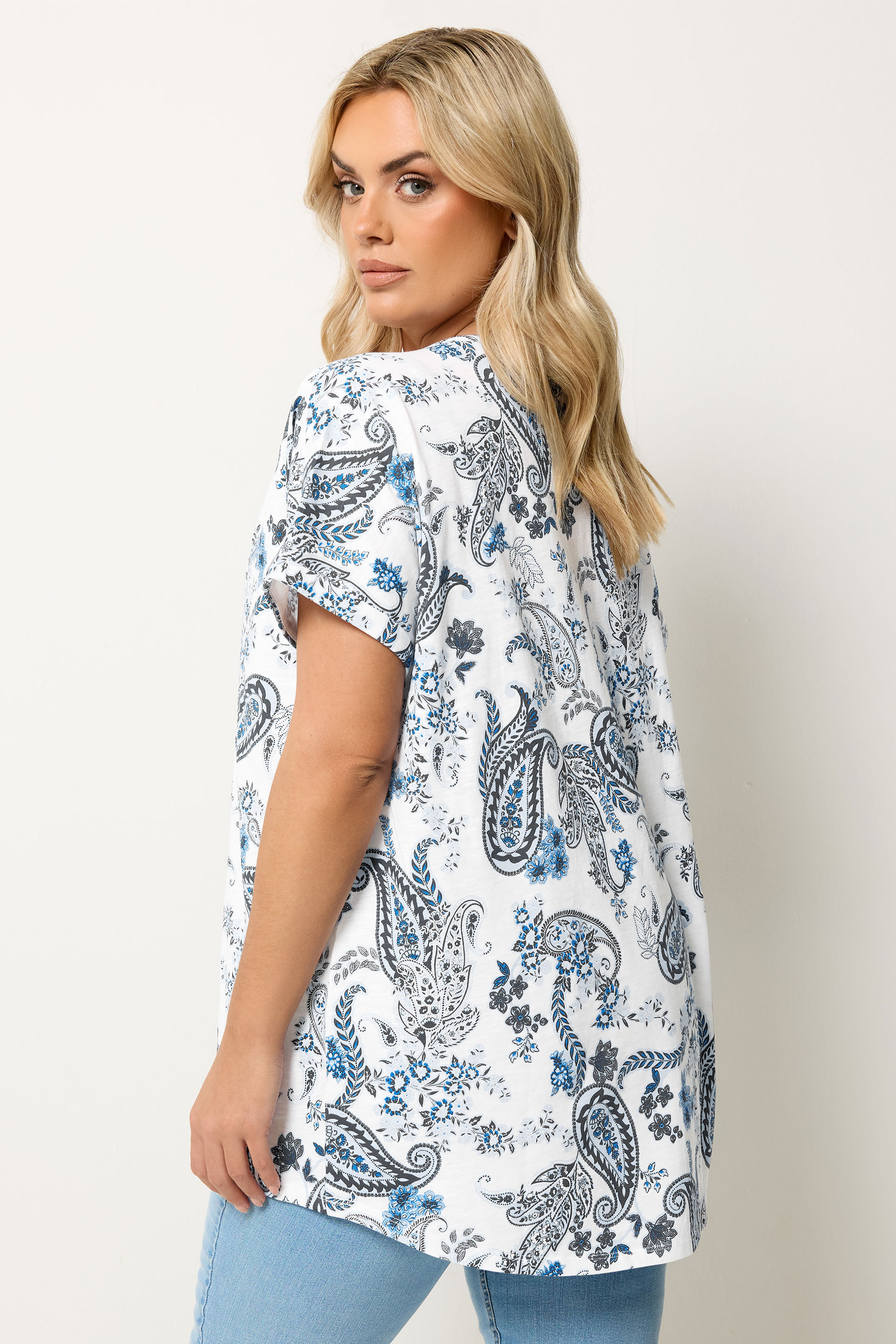 YOURS Plus Size Navy Blue Paisley Pintuck Short Sleeve Top | Yours Clothing 2