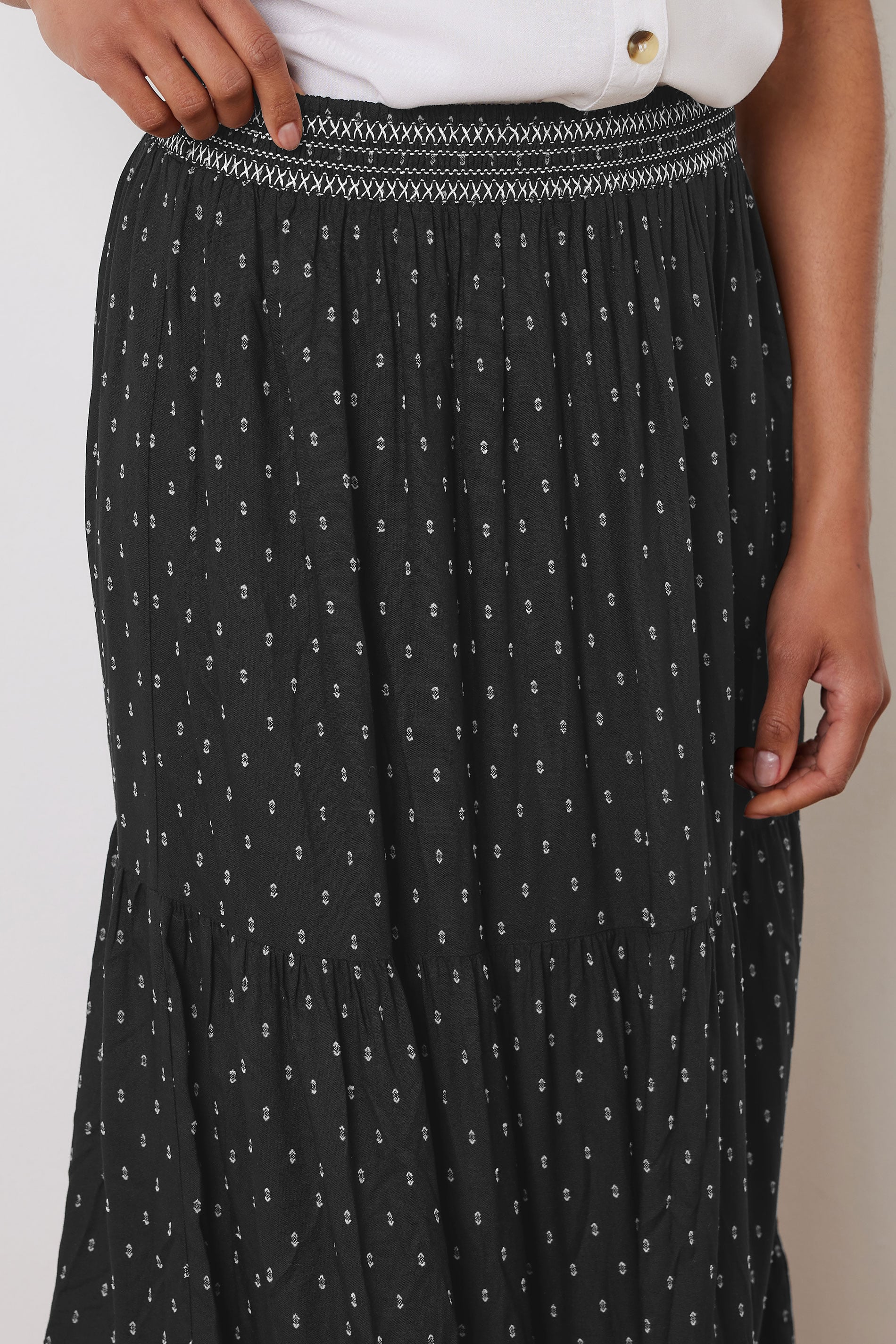M&Co Black Dobby Tiered Maxi Skirt | M&Co 5