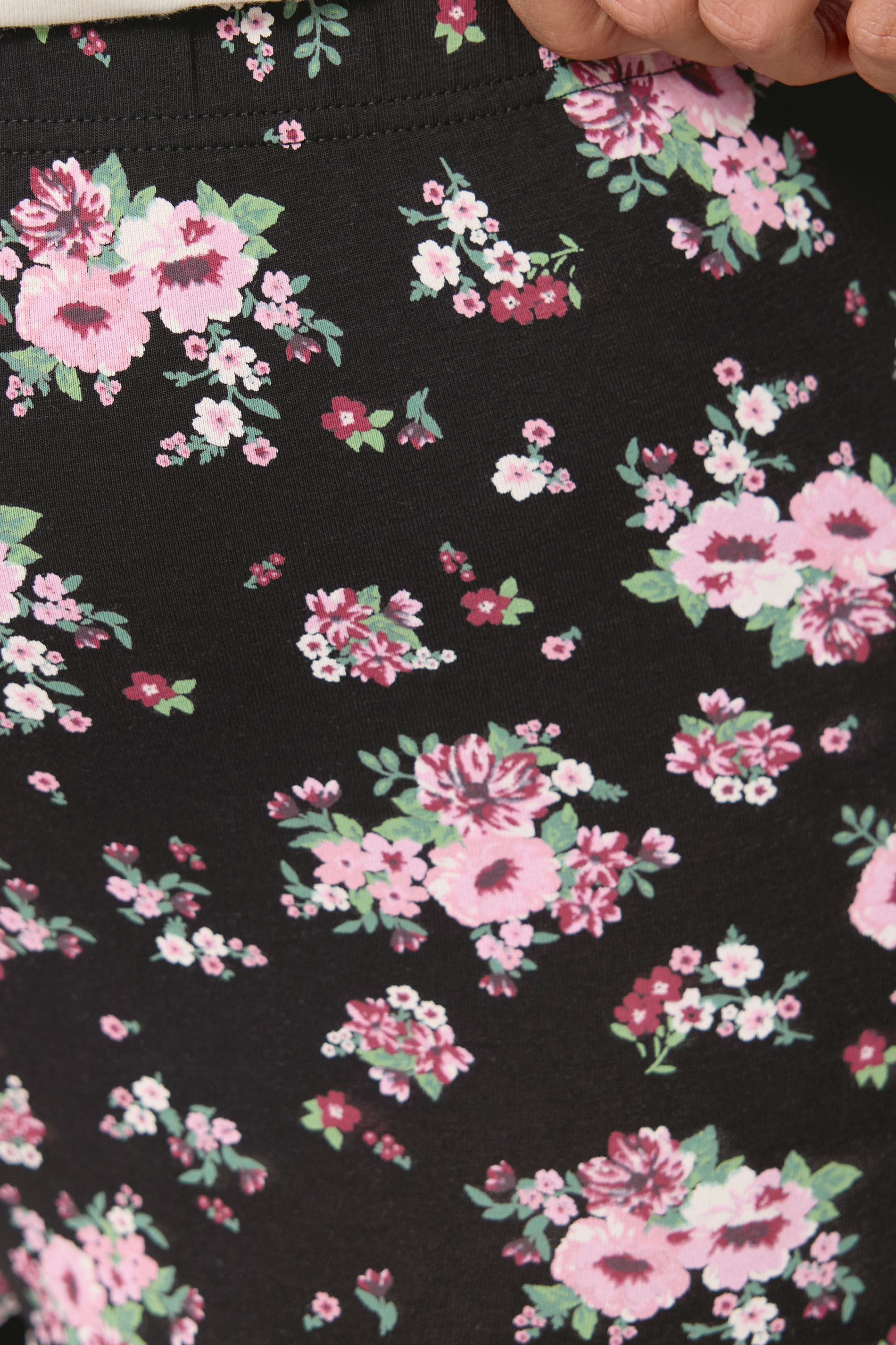 YOURSET 2 PACK Plus Size Black Floral Cropped Leggings | Yours Clothing 7