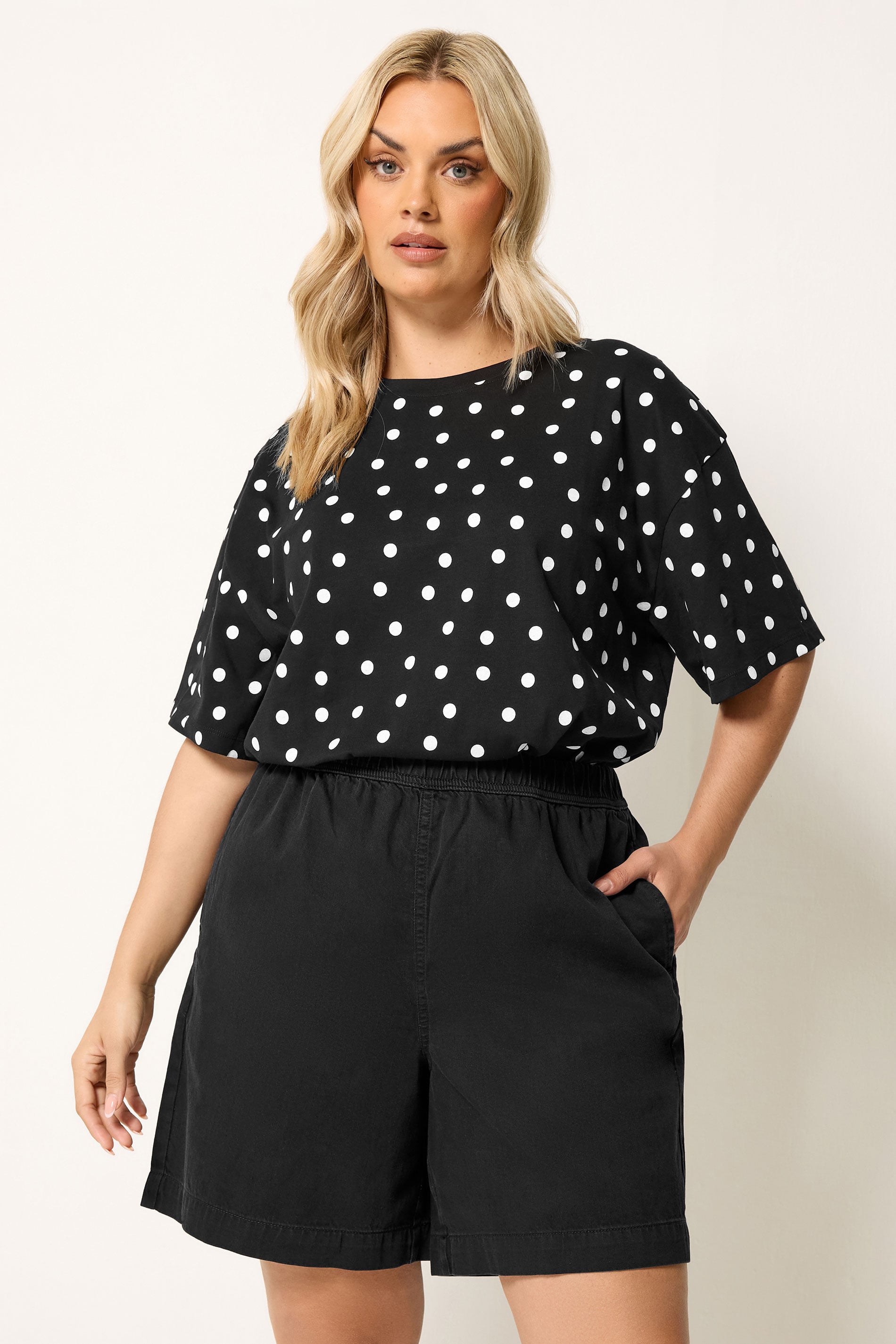 YOURS Plus Size Blacked Washed Denim Shorts | Yours Clothing 3