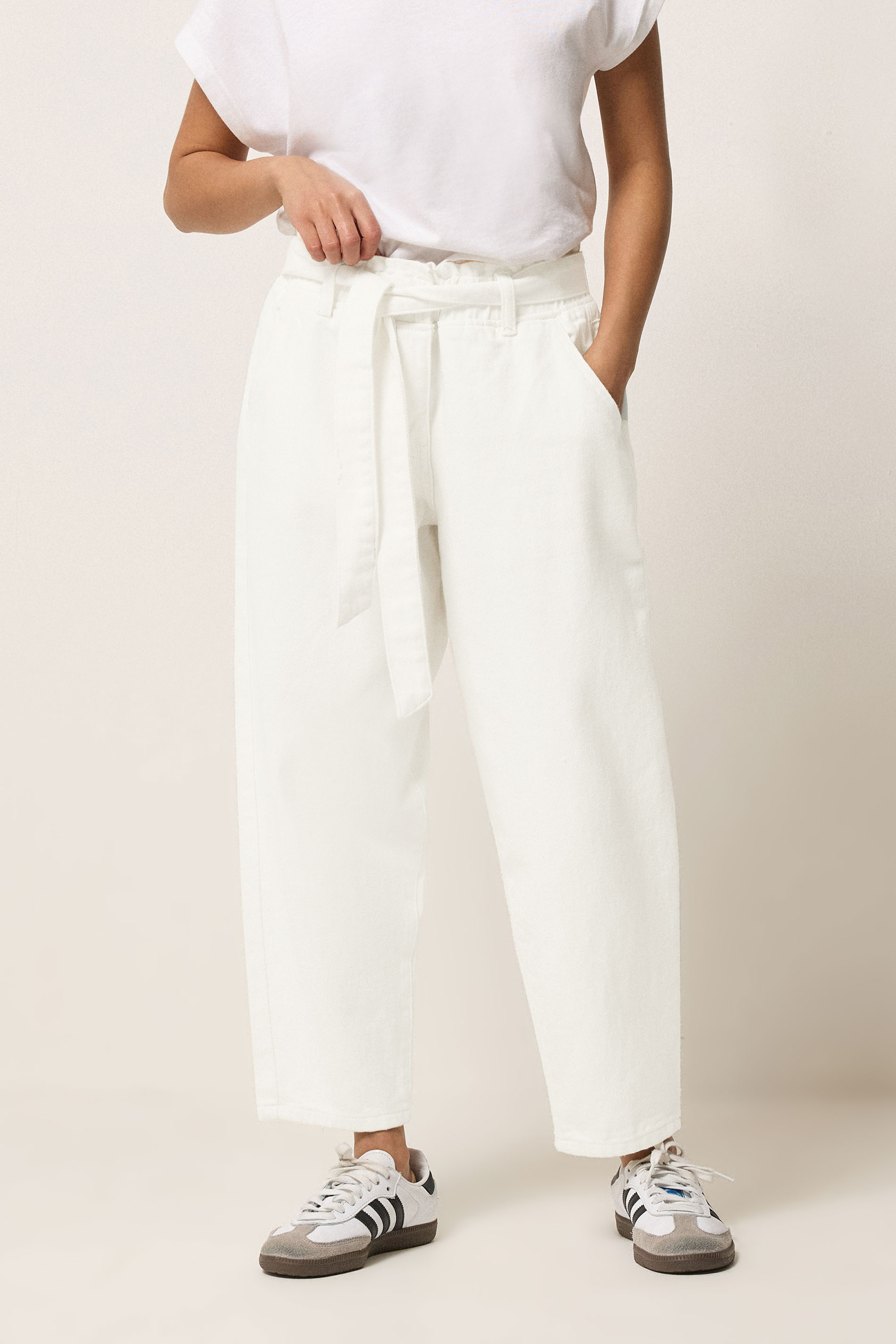 PixieGirl Petite Women's White Belted Barrel Jeans | PixieGirl 1