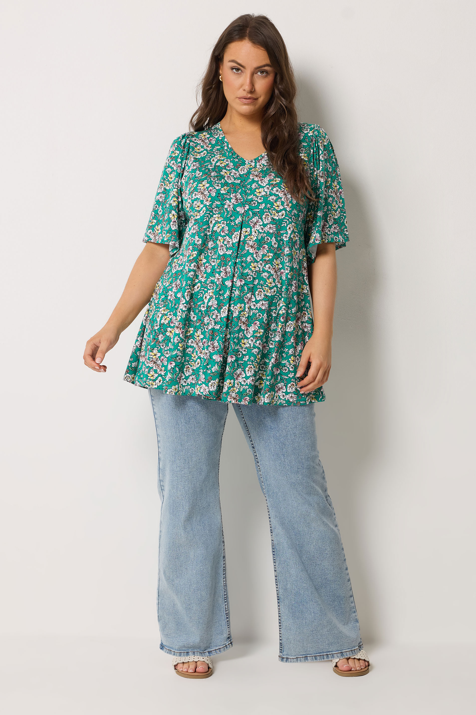 YOURS Plus Size Green Floral Pleat Front Top | Yours Clothing 1