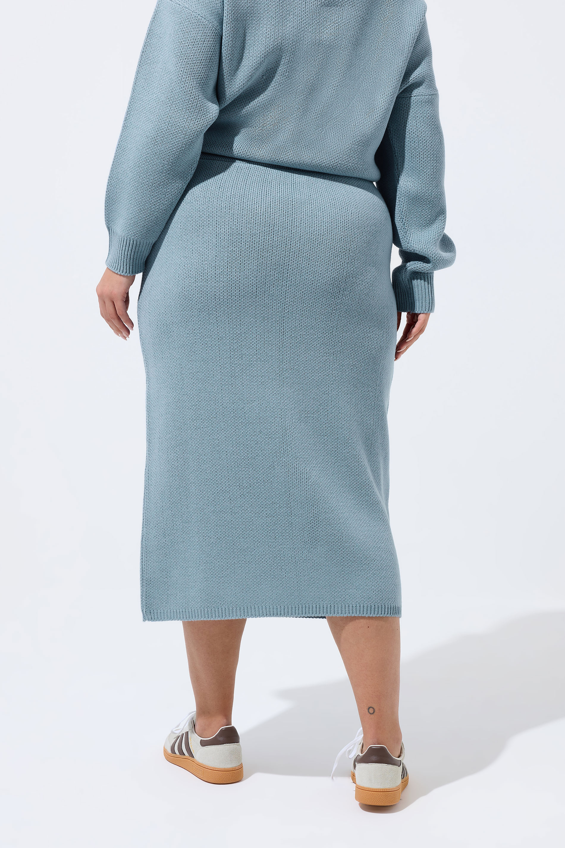 LIMITED COLLECTION Plus Size Blue Knitted Skirt | Yours Clothing 2
