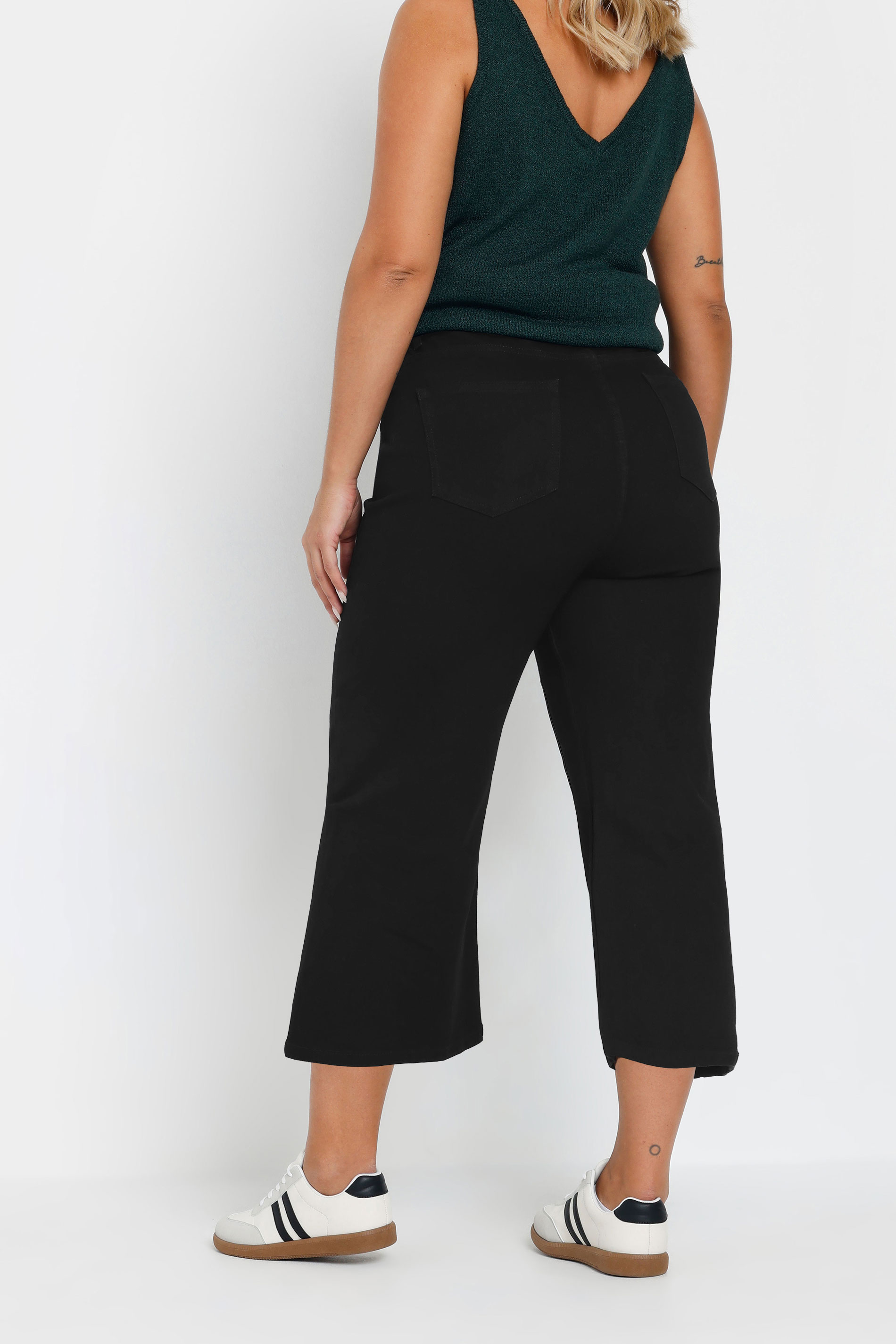 YOURS Plus Size Black Wide Leg Cropped Denim Jeans 4