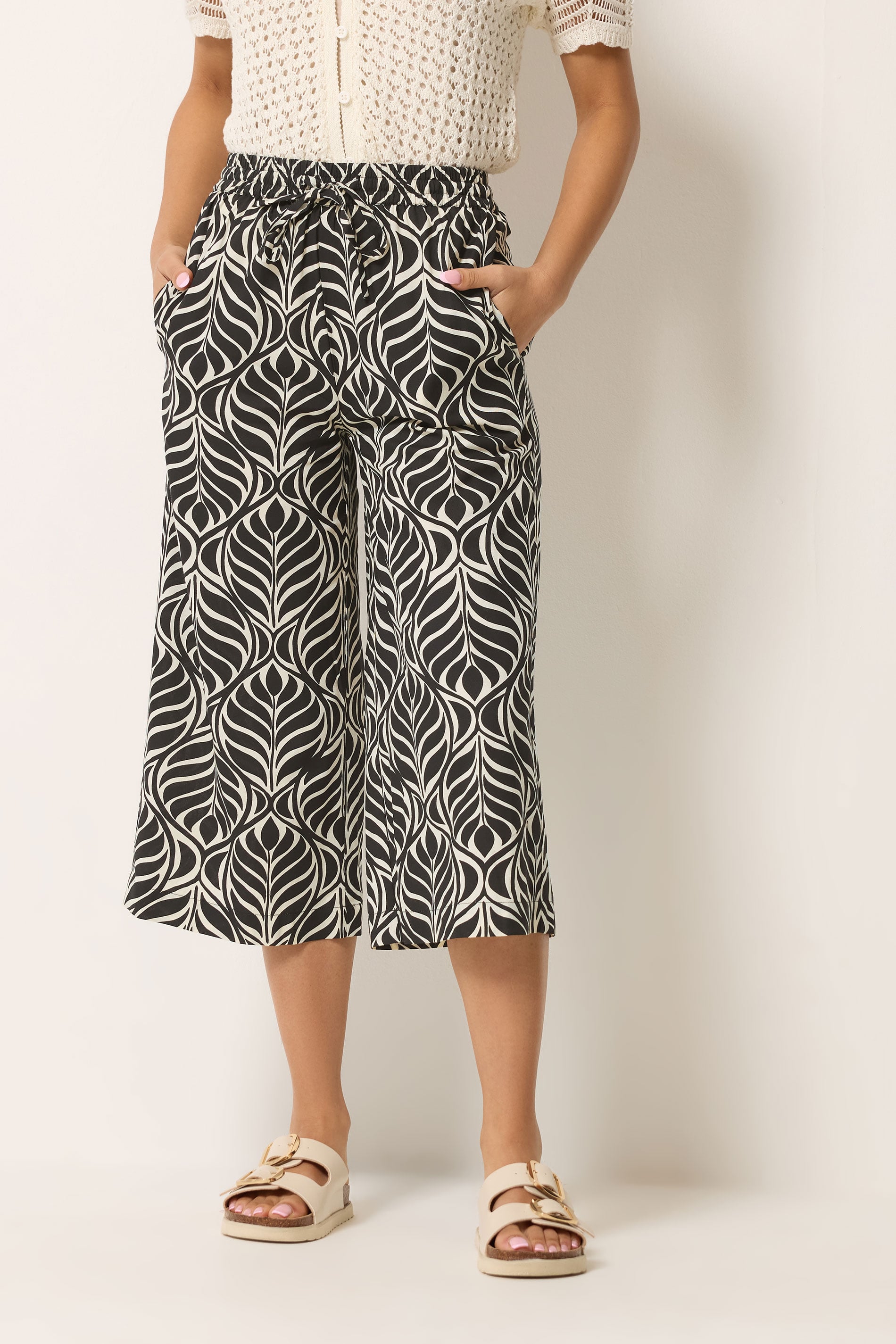 M&Co Petite Black Abstract Print Culottes | M&Co 3