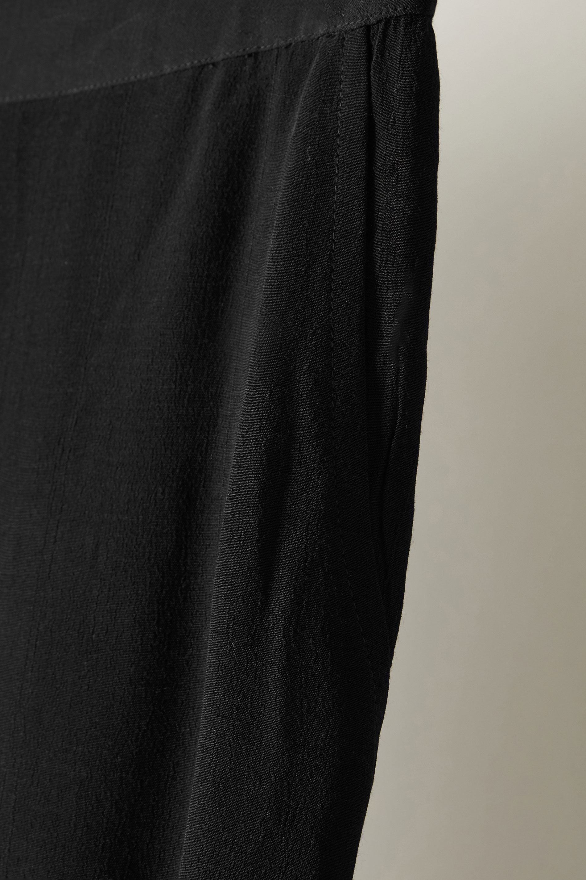 EVANS Plus Size Black Crepe Wide Leg Trousers | Evans  8