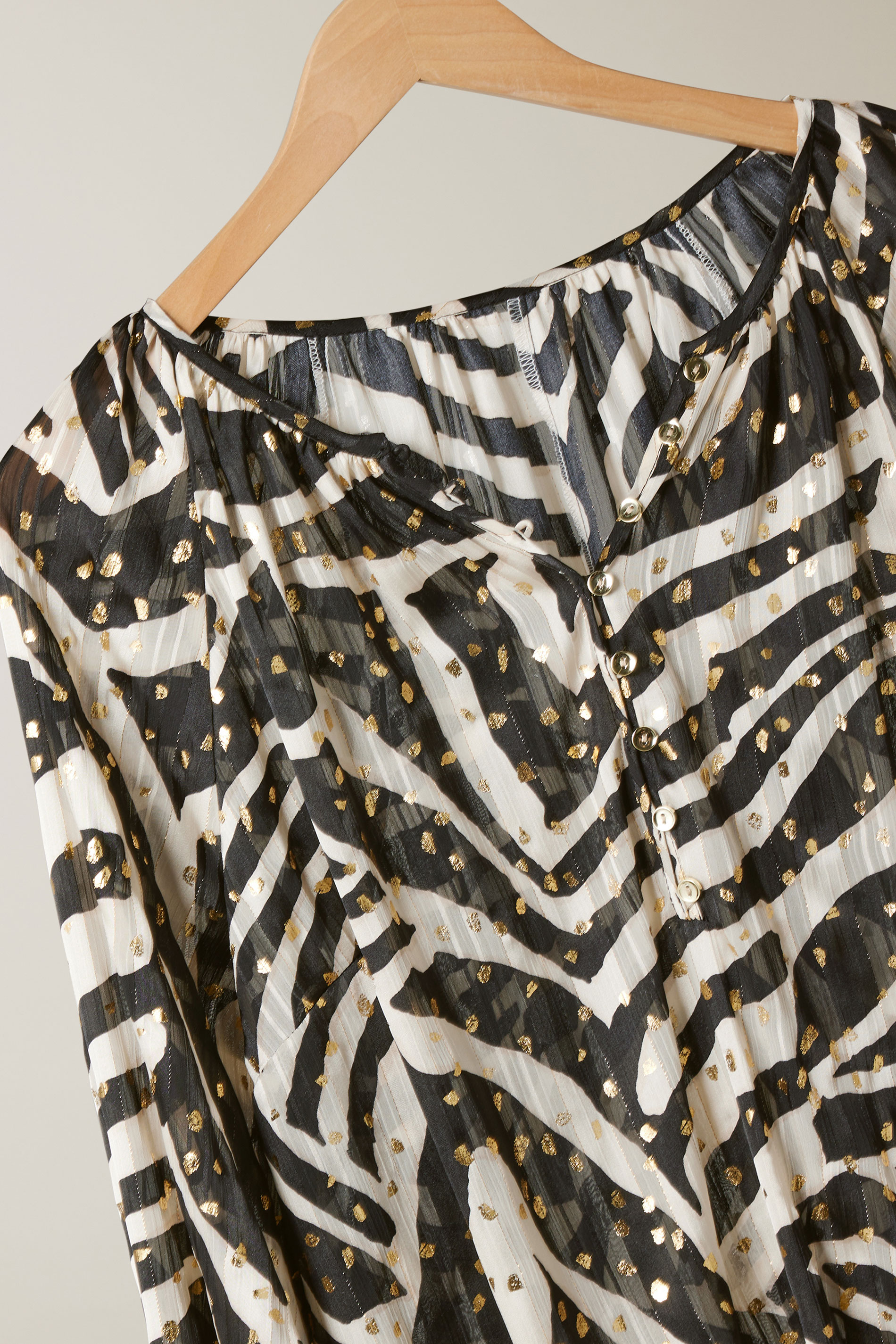 EVANS Plus Size Black & Gold Metallic Zebra Print Blouse | Evans 6
