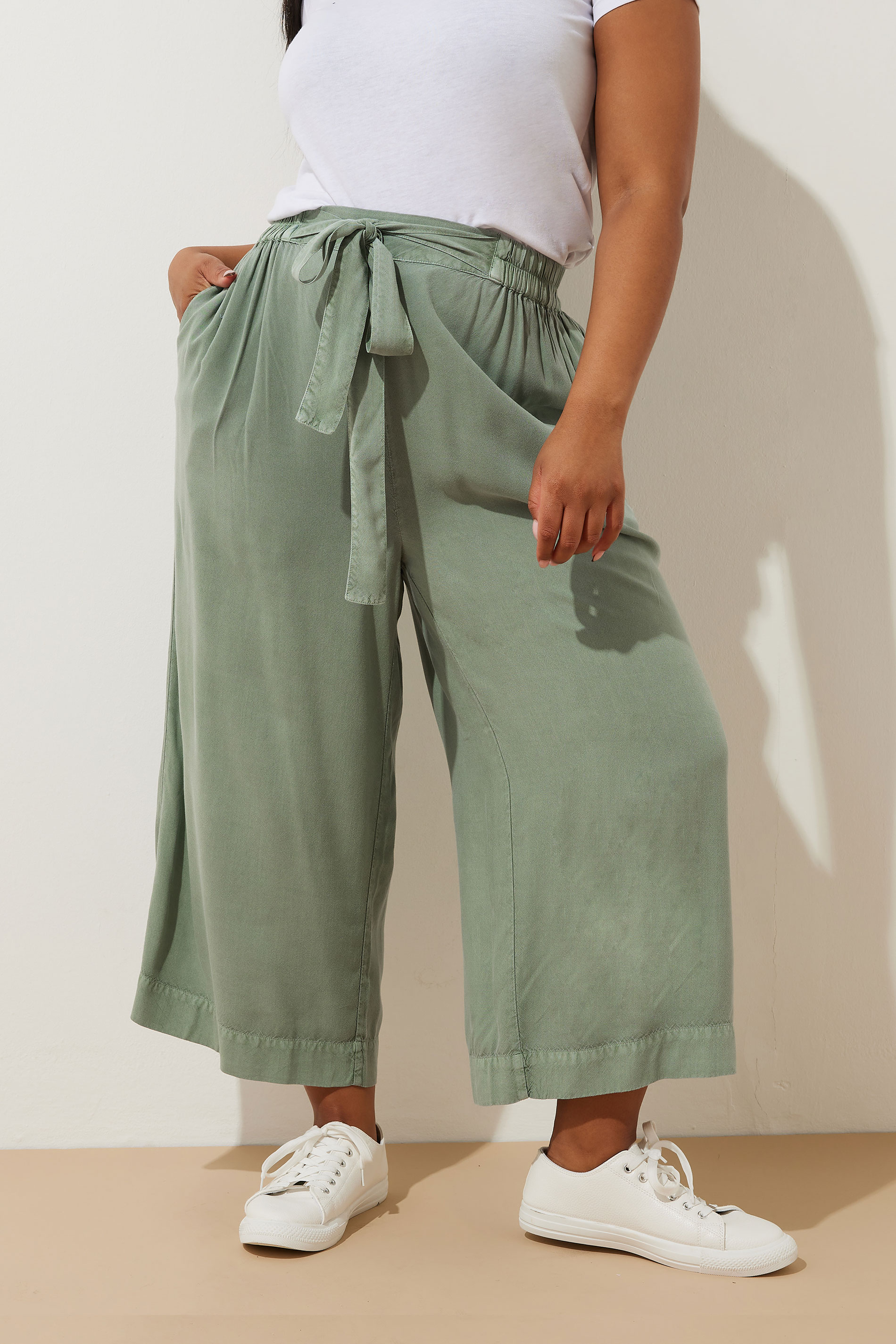 YOURS Plus Size Sage Green Chambray Tie Waist Cropped Trousers | Yours Clothing 3