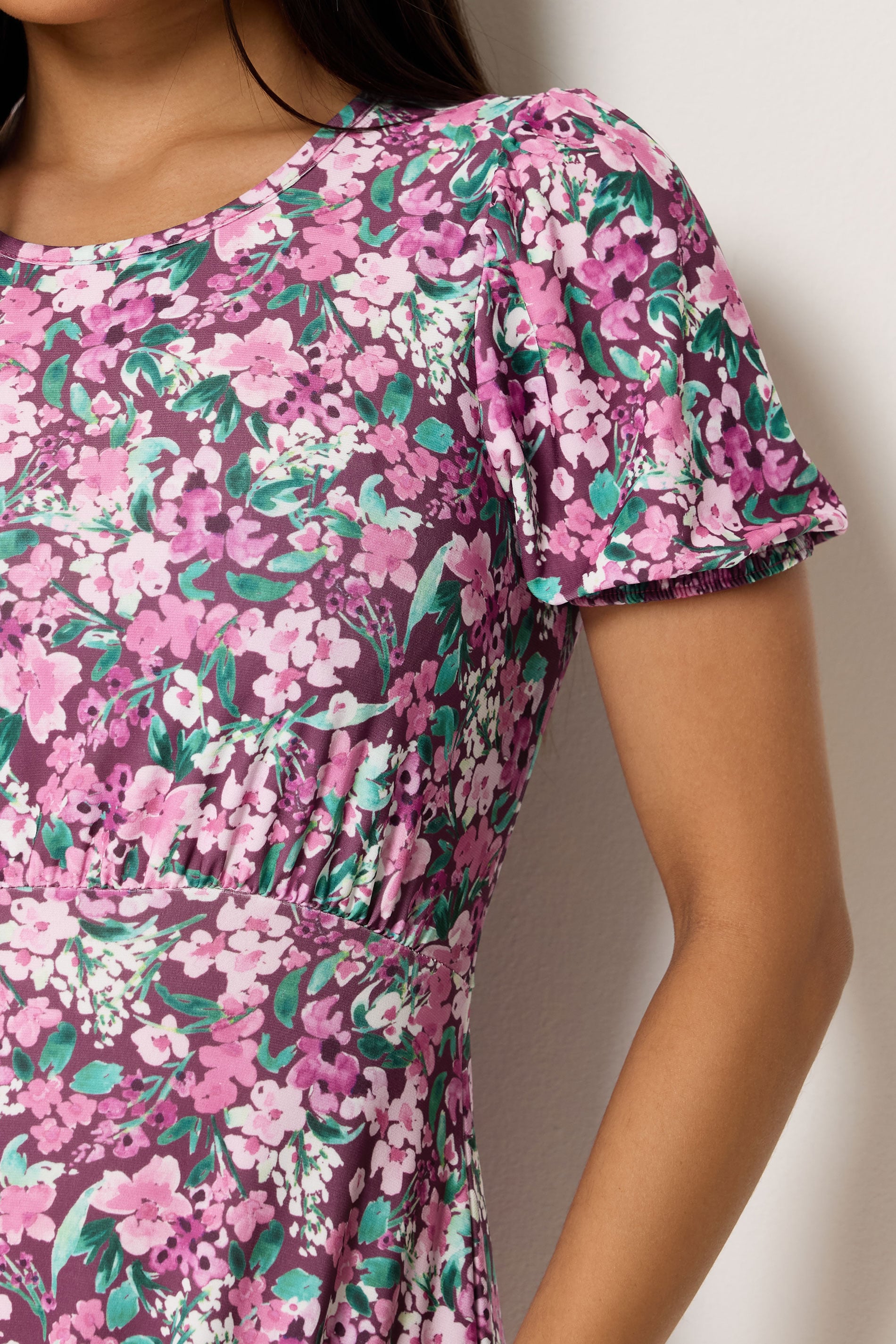 M&Co Petite Berry Purple Floral Short Sleeve Midi Dress | M&Co 4