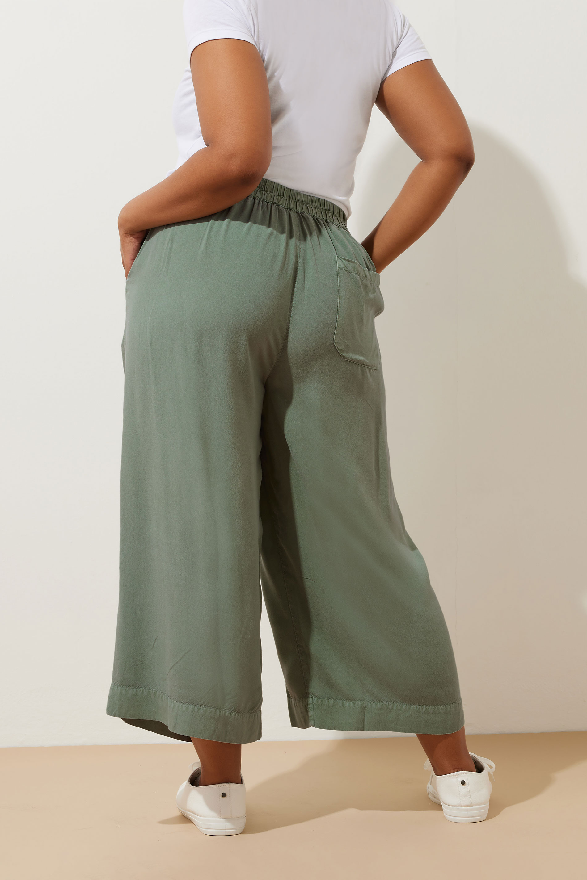 YOURS Plus Size Sage Green Chambray Tie Waist Cropped Trousers | Yours Clothing 2