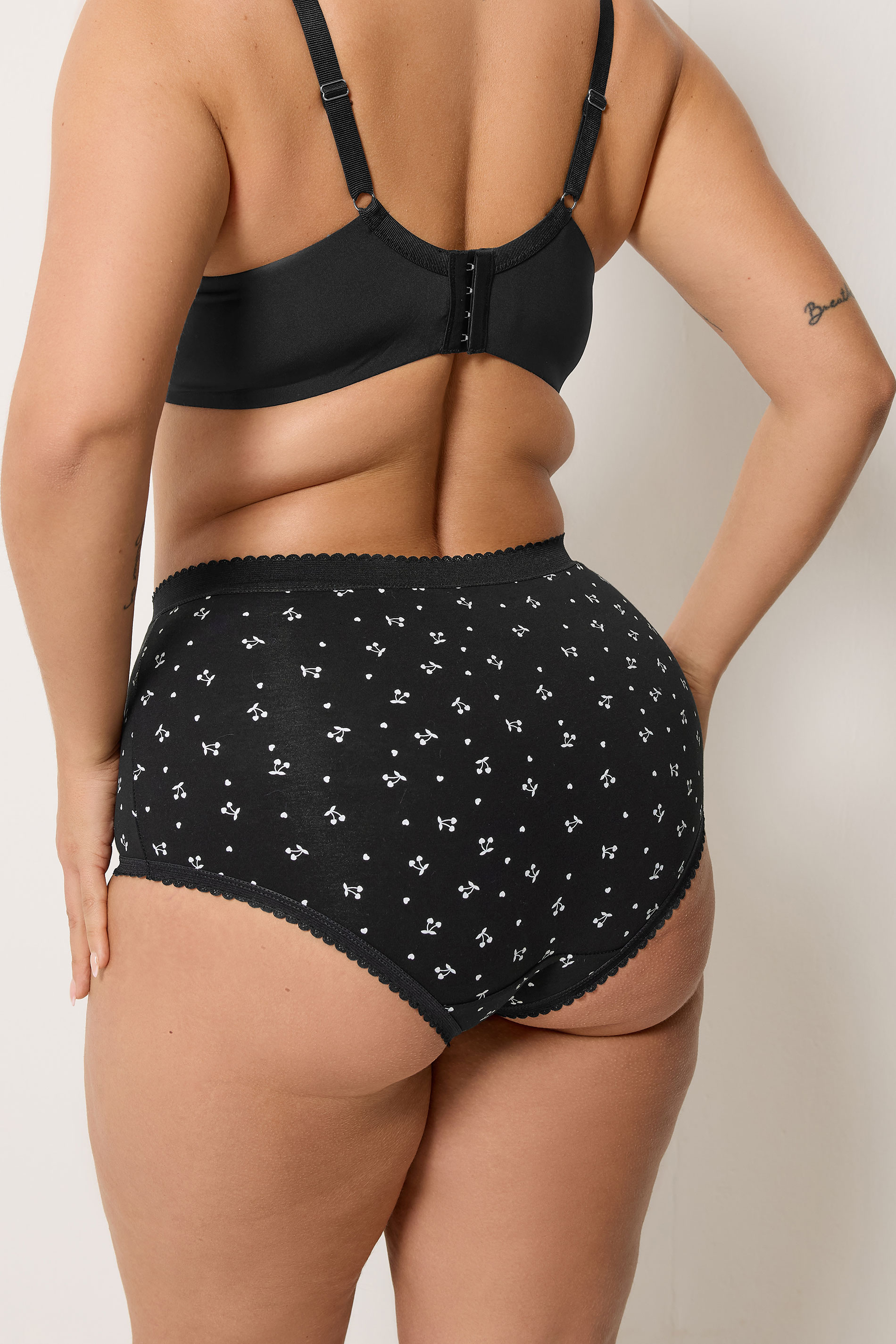 YOURSET 5 PACK Plus Size Pink & Grey Heart Full Briefs | Yours Clothing 4