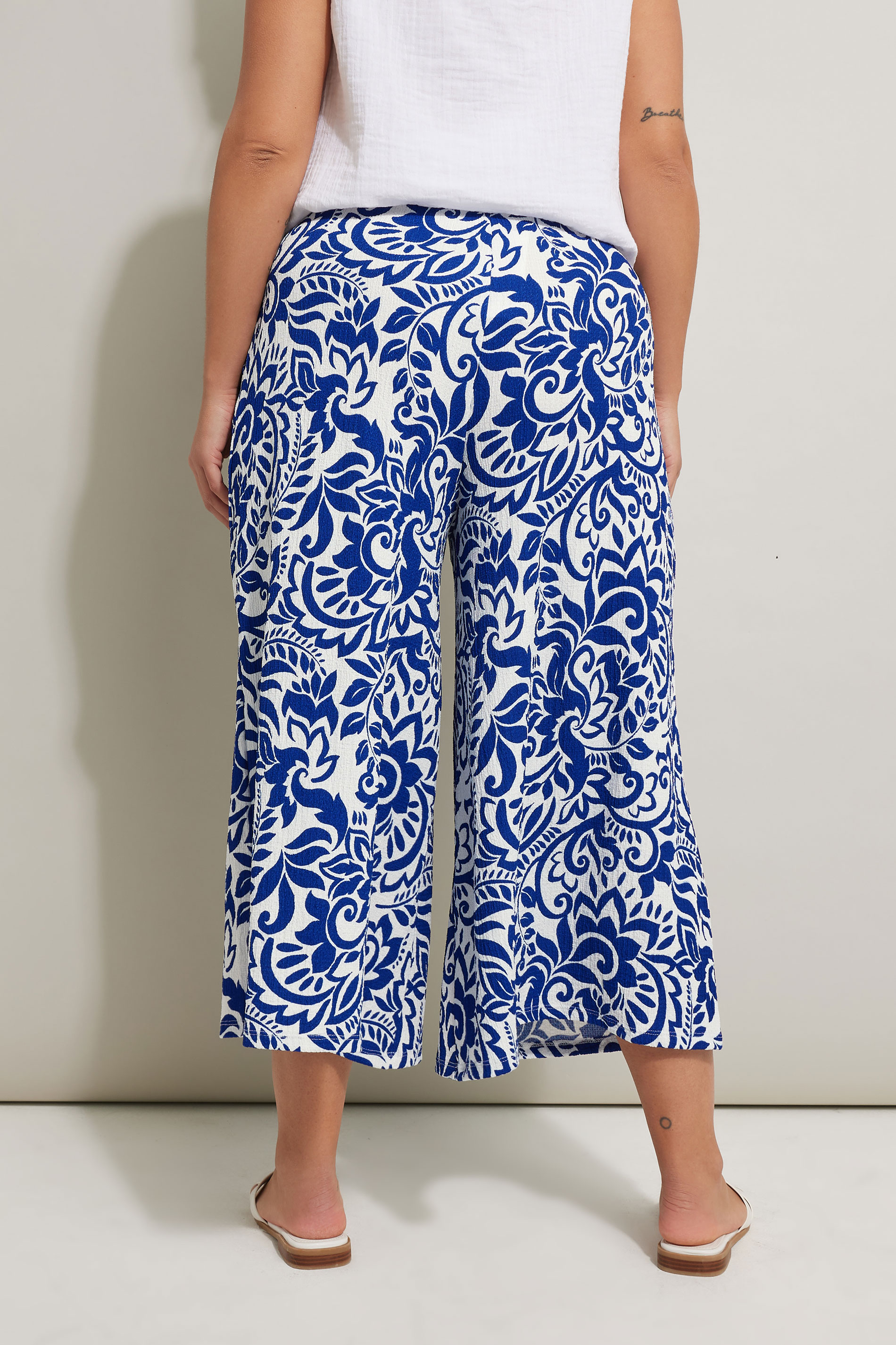 YOURS Plus Size Blue Abstract Floral Textured Midaxi Culottes | Yours Clothing 2