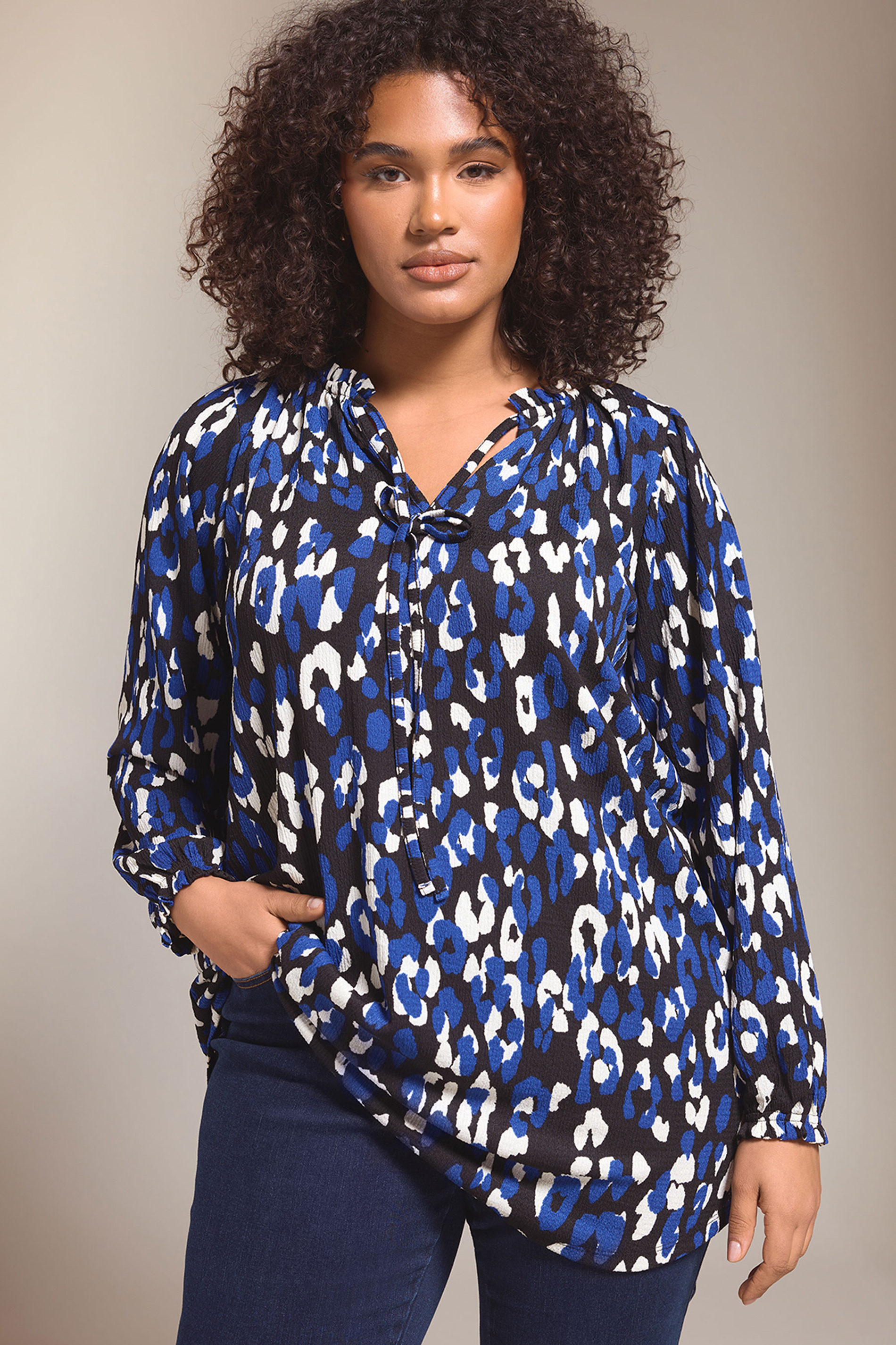 EVANS Plus Size Blue Animal Print Jersey Crepe Blouse | Evans 3