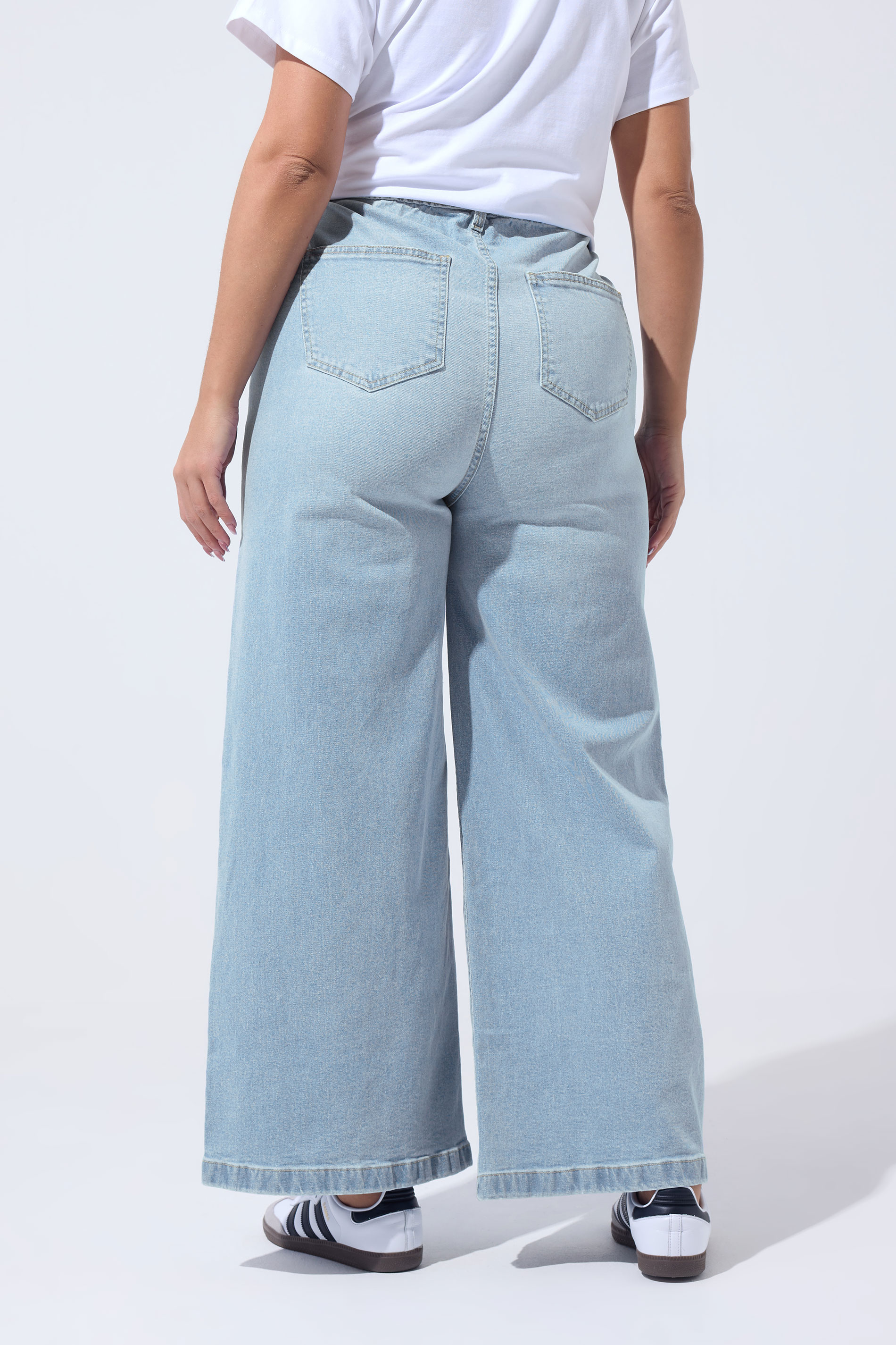 LIMITED COLLECTION Plus Size Blue Floral Embroidered Jeans | Yours Clothing 2