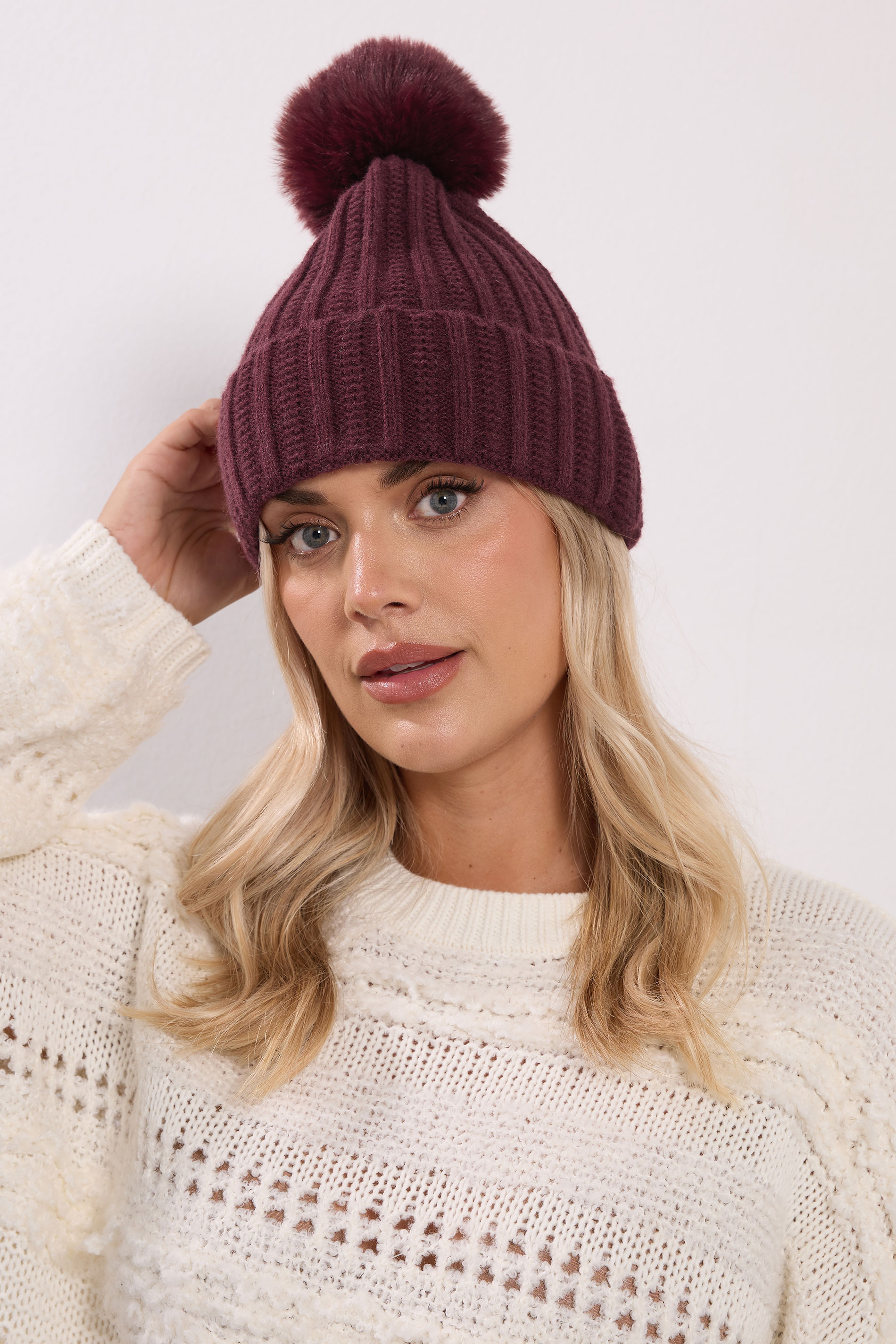Women's Red Yours Burgundy Faux Fur Pom Pom Bobble Hat Size One Size
