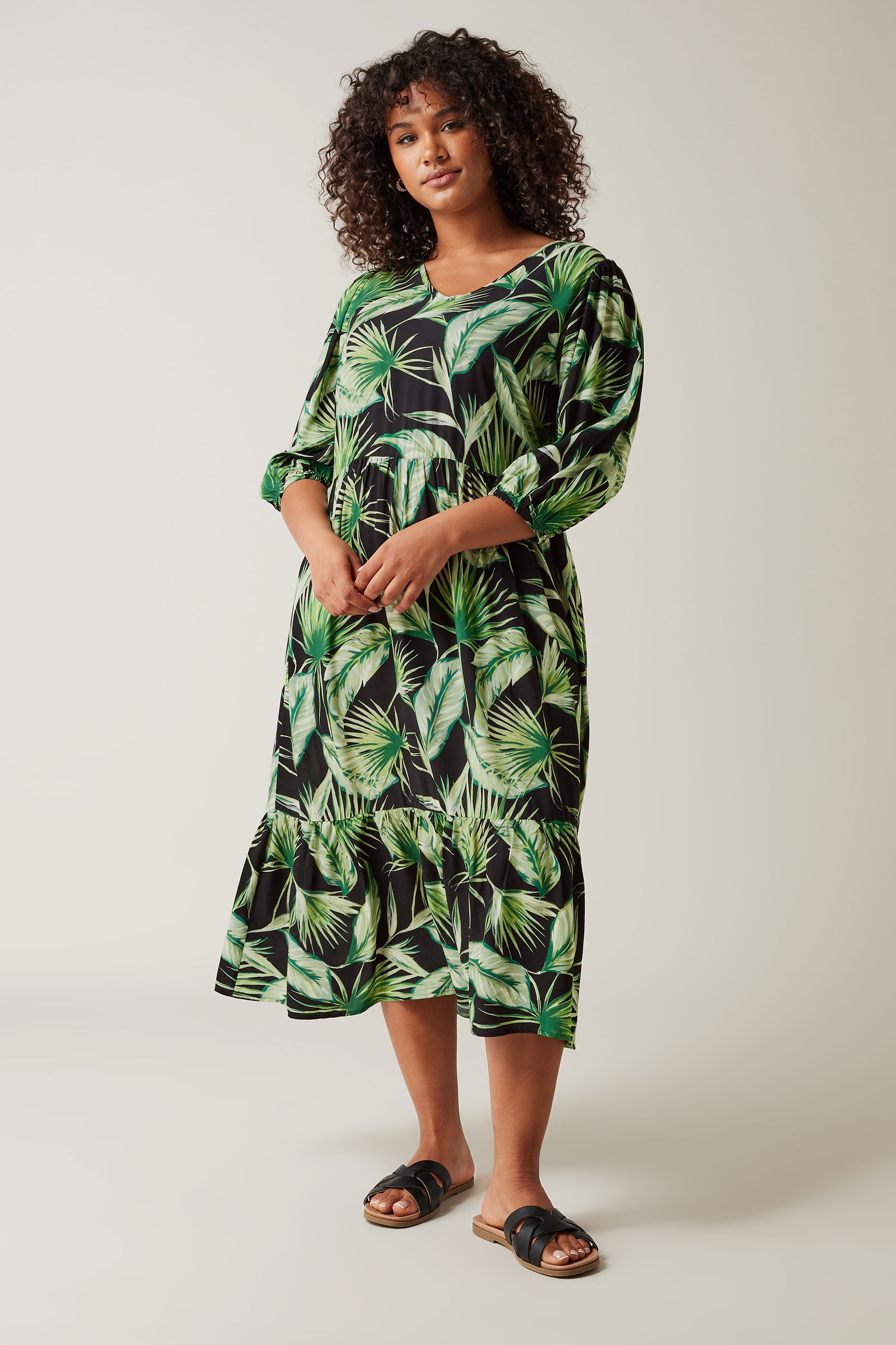 EVANS Plus Size Green Palm Print Tiered Midi Dress | Evans 1