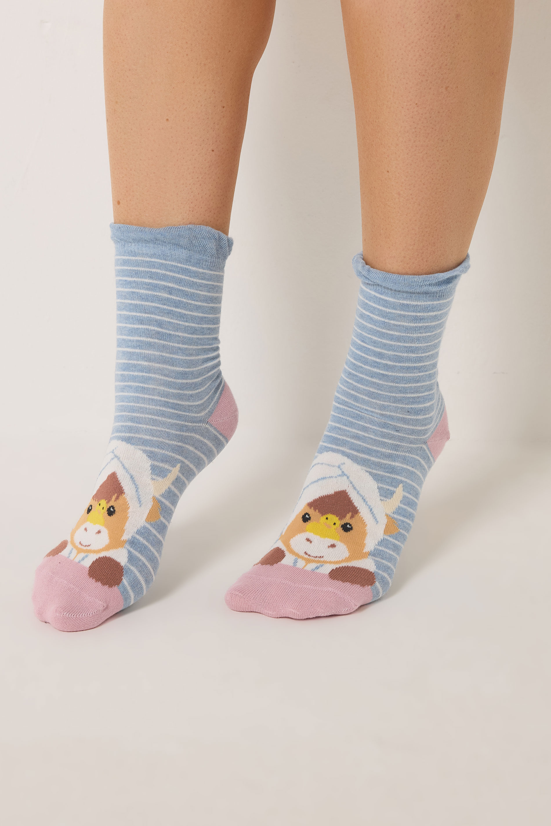 YOURSET 4 PACK Plus Size Blue & Pink Spa Cow Ankle Socks | Yours Clothing 2