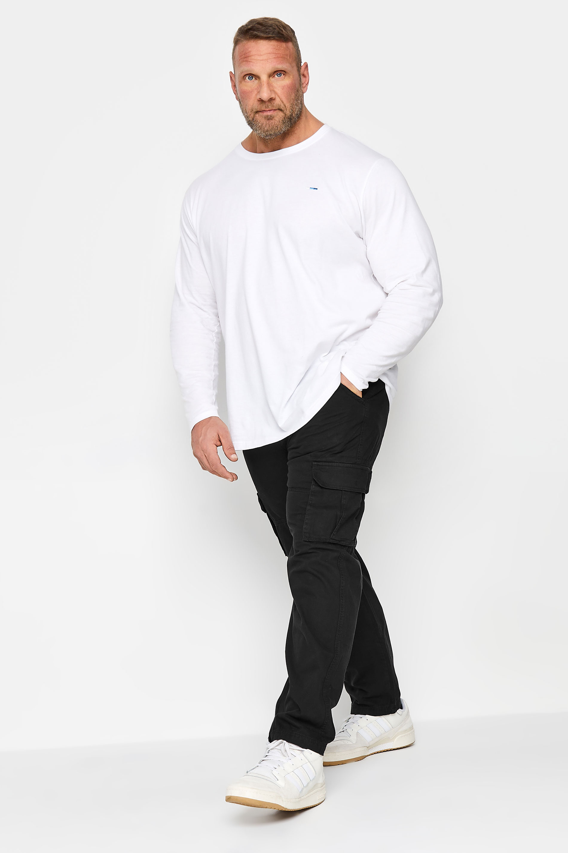 D555 Big & Tall Black Cargo Trousers | BadRhino 1