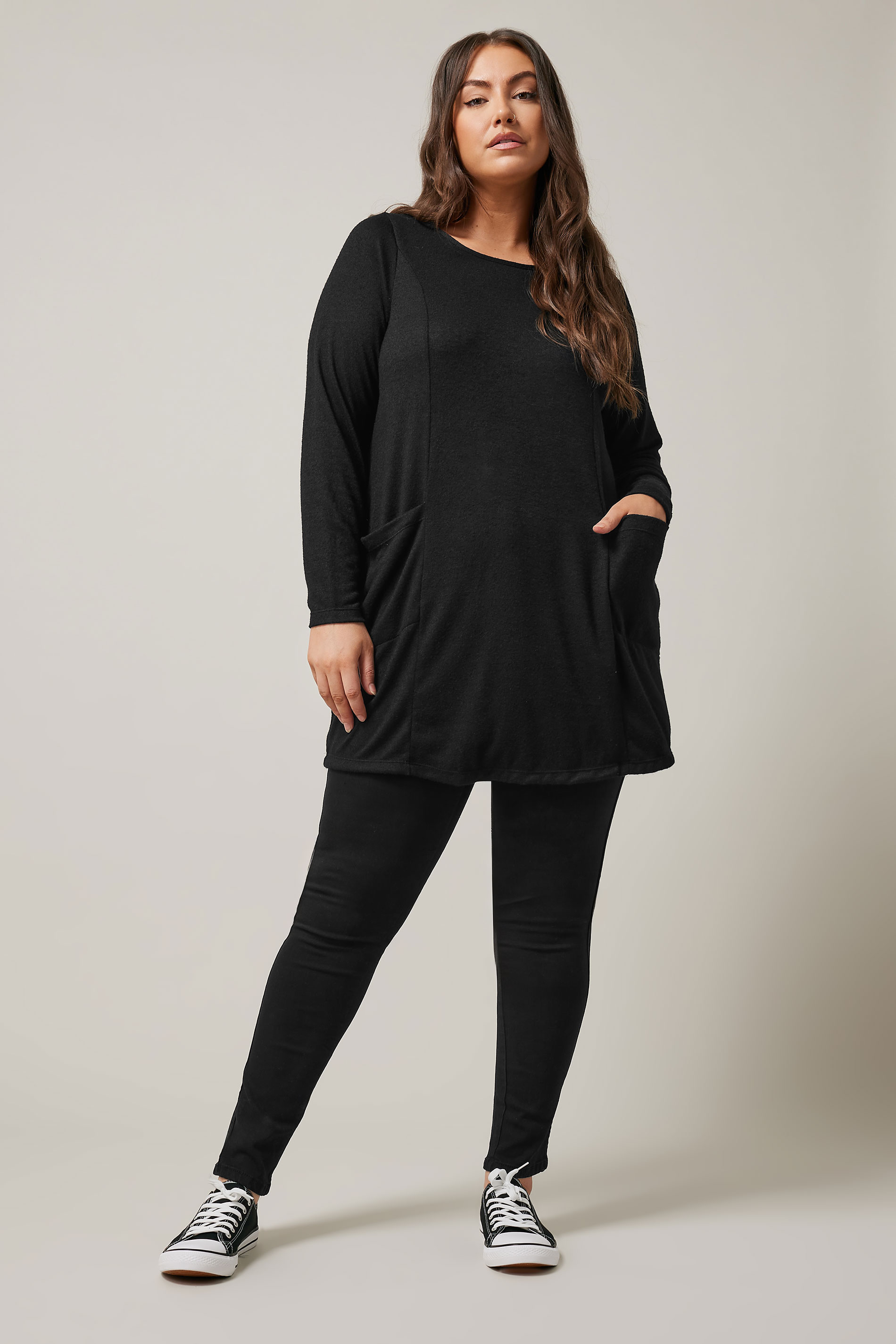 EVANS Plus Size Black Front Pocket Tunic Jumper | Evans  1