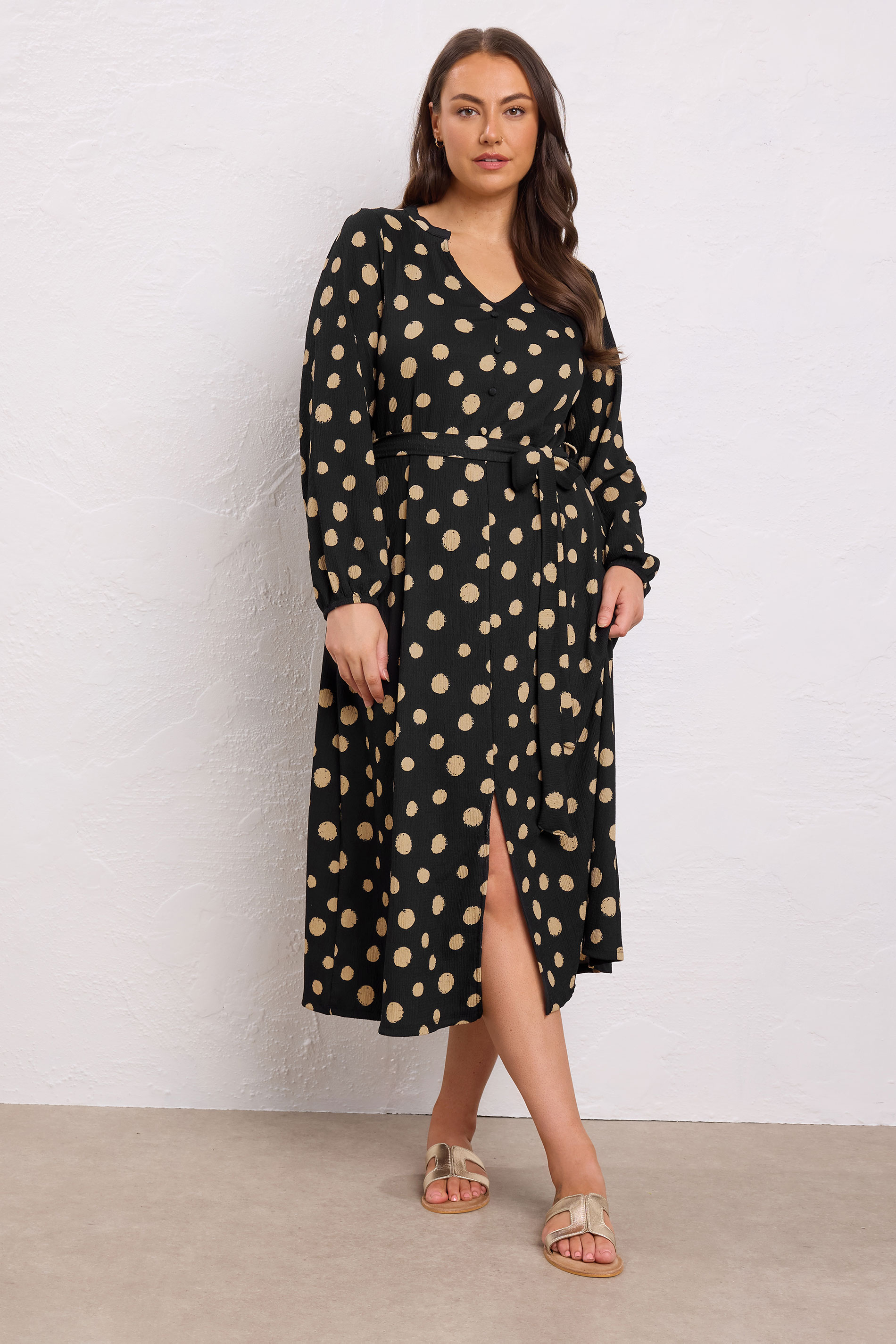 EVANS Plus Size Black Spot Print Split Front Dress | Evans 3