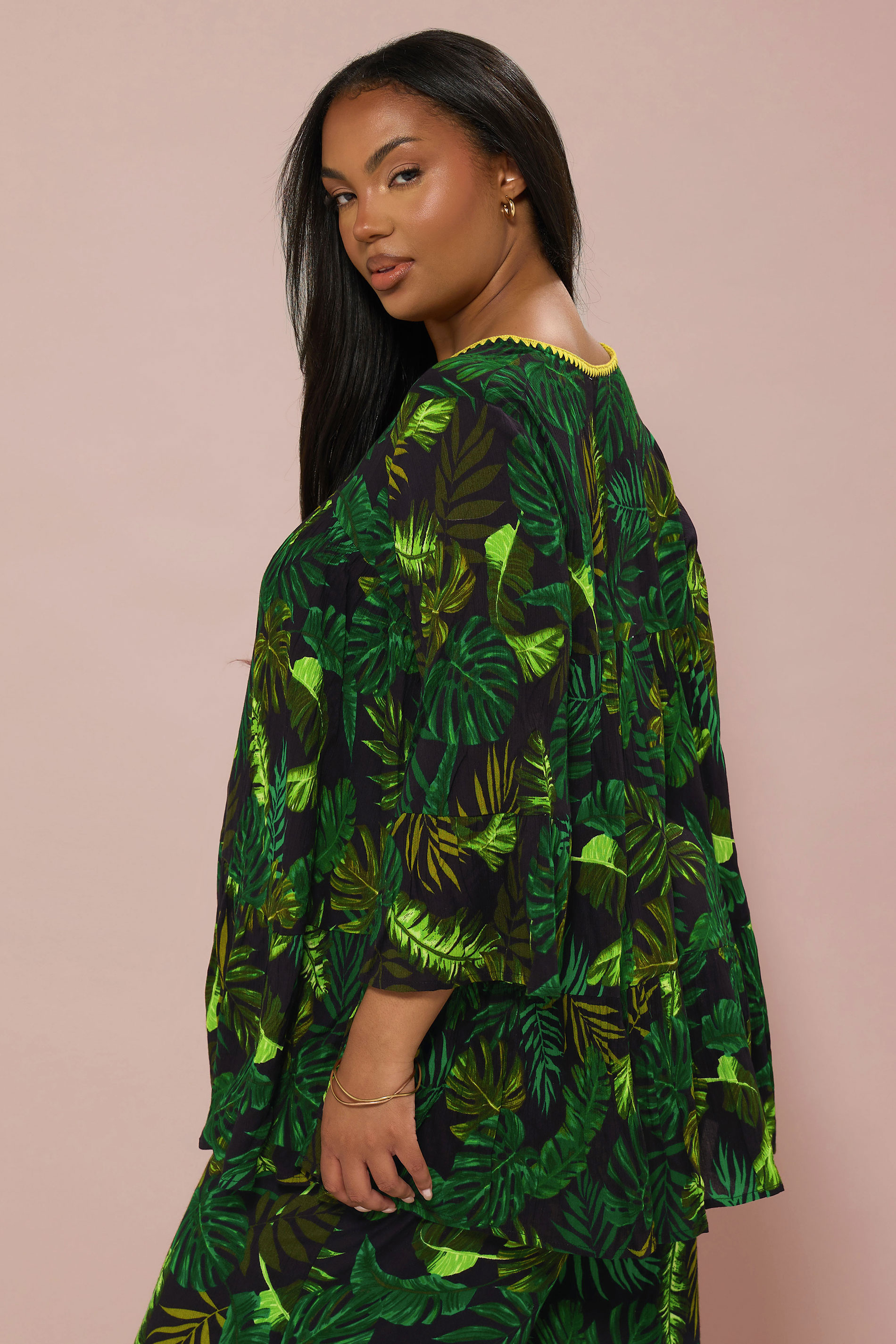 BUMP IT UP MATERNITY Curve Green Palm Leaf Print Top | Yours Clothing 4