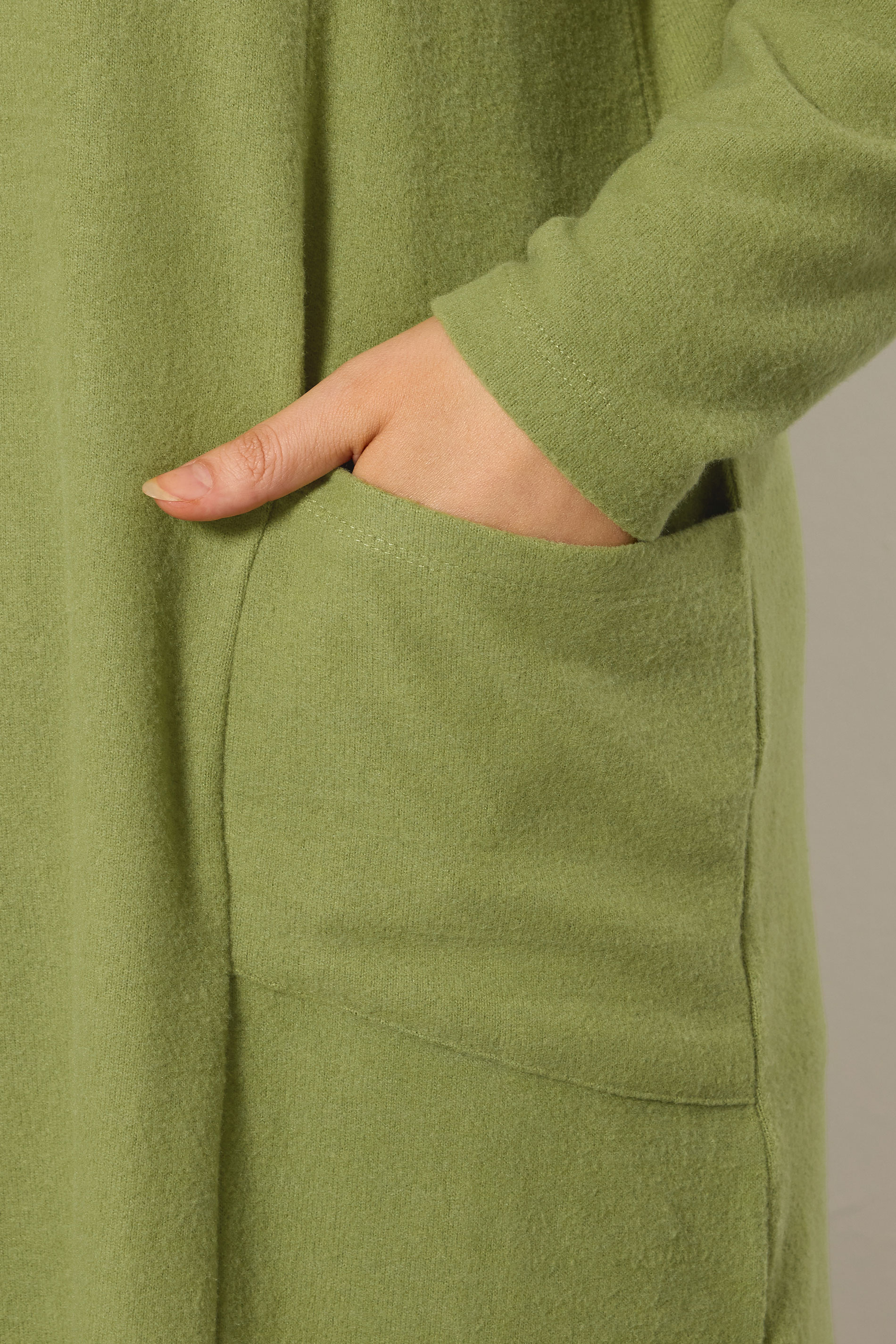 EVANS Plus Size Green Front Pocket Tunic Jumper | Evans  5