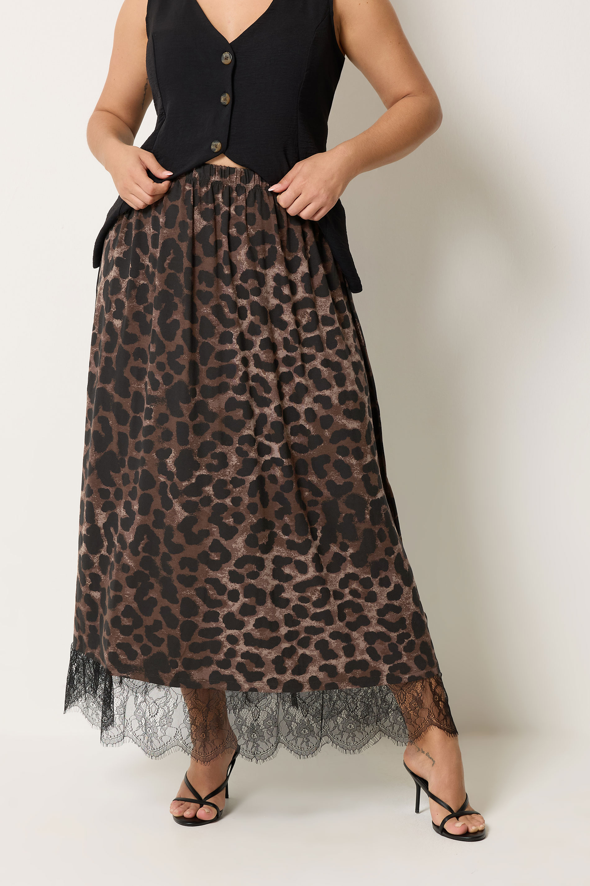 YOURS Plus Size Chocolate Brown Leopard Skirt | Yours Clothing 1