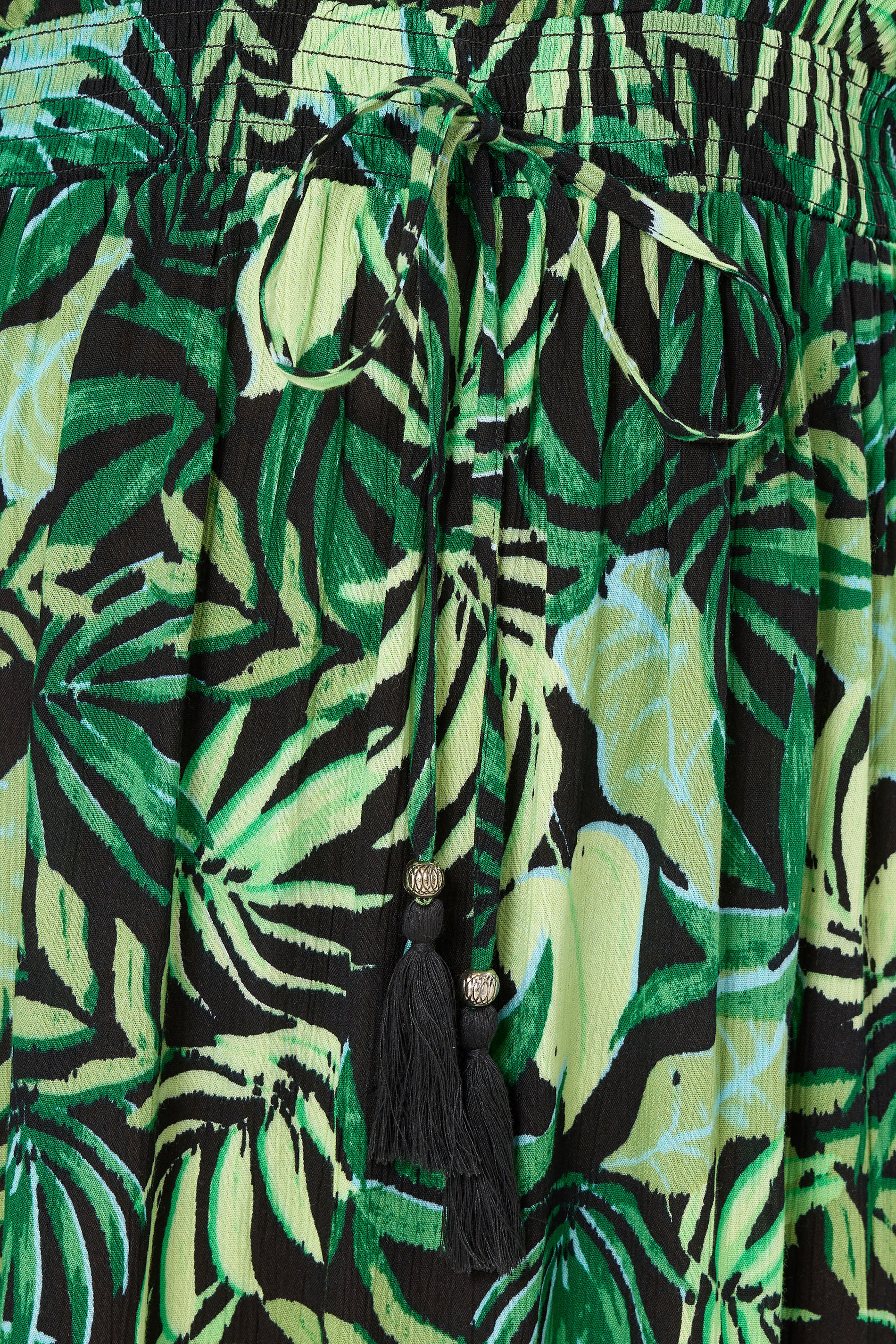 YOURS Plus Size Black Palm Leaf Crinkle Beach Dress | Yours Clothing 5