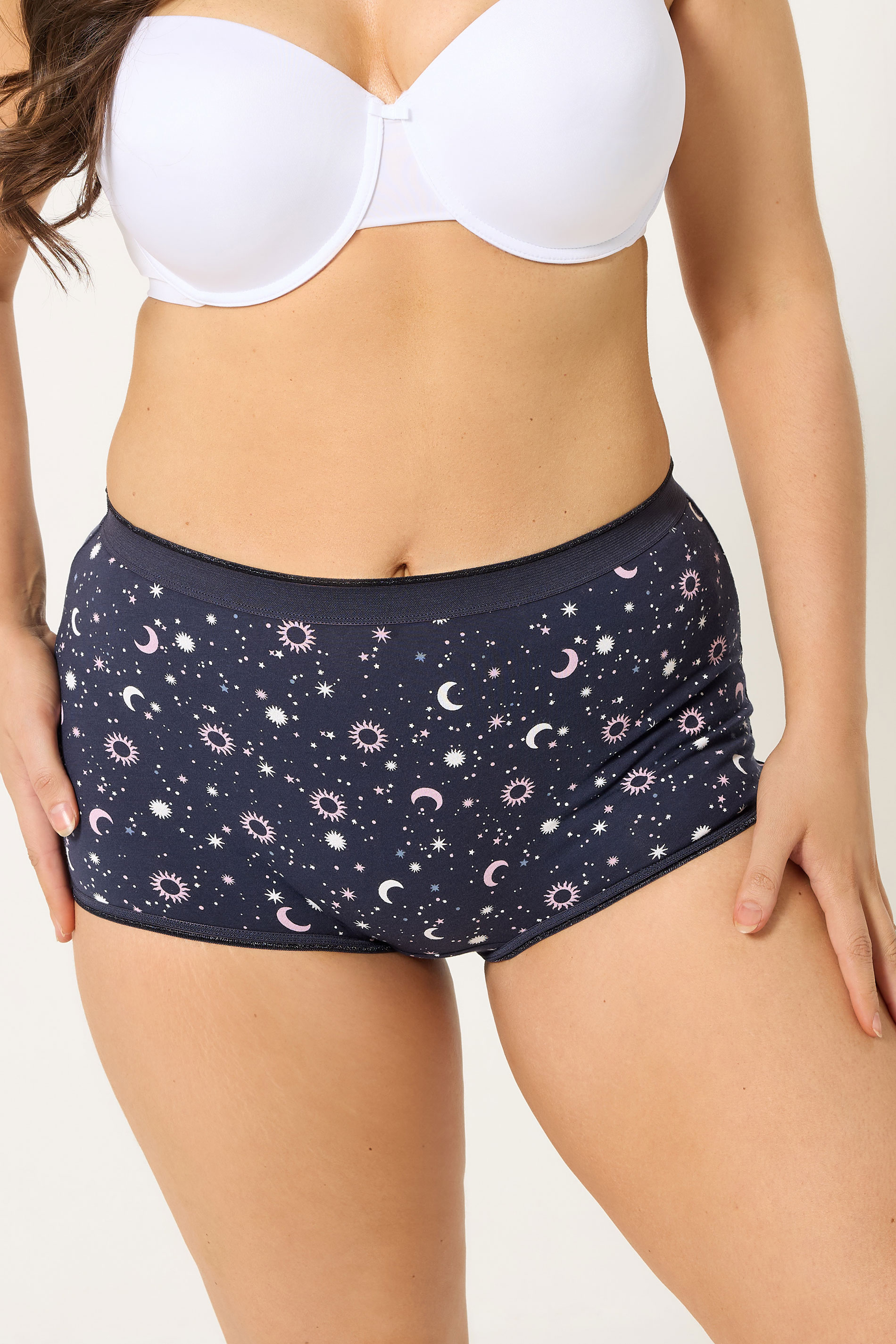 YOURSET 5 PACK Plus Size Navy Blue Celestial Print Shorts | Yours Clothing 4